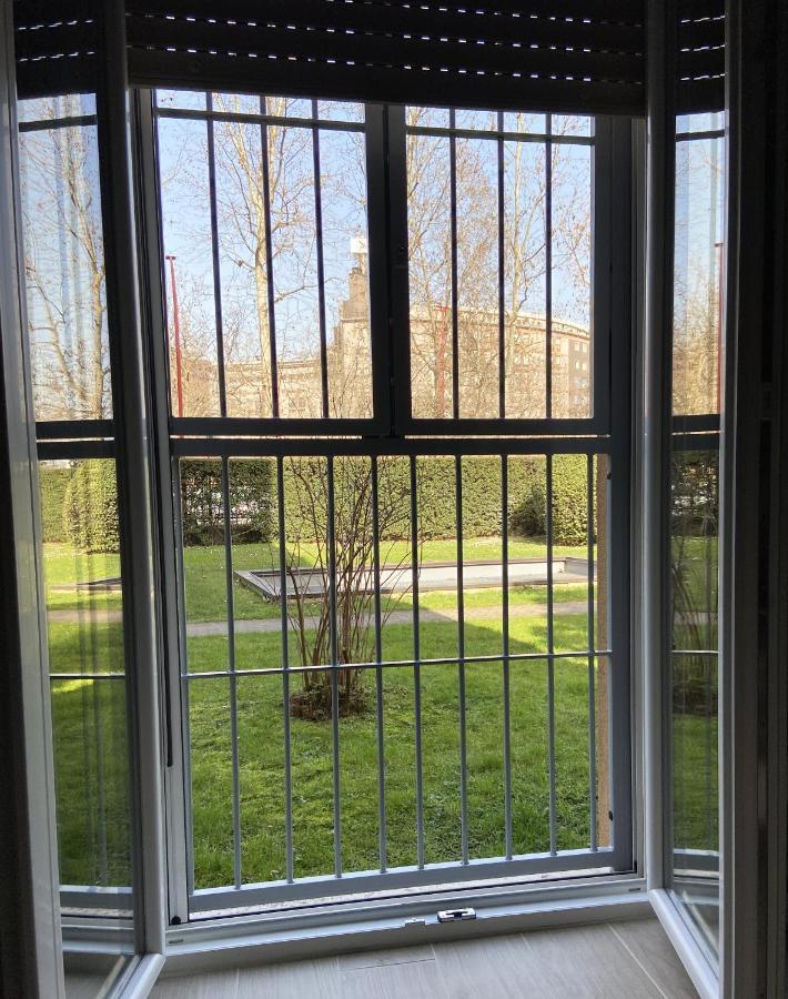 Casa Di Laura Mono E Bilo Di Fronte Ospedale San Raffaele Appartement Segrate Buitenkant foto